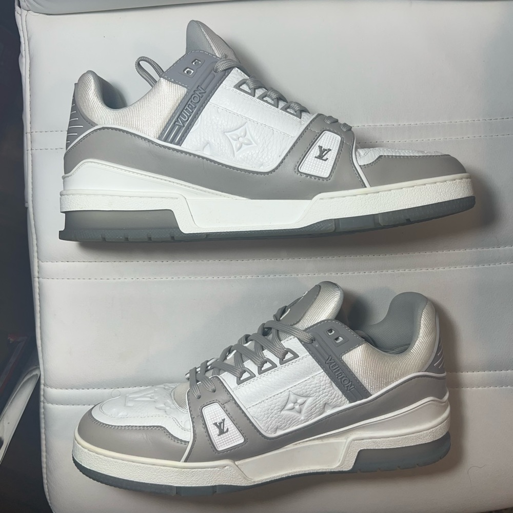 Louis Vuitton trainer grey